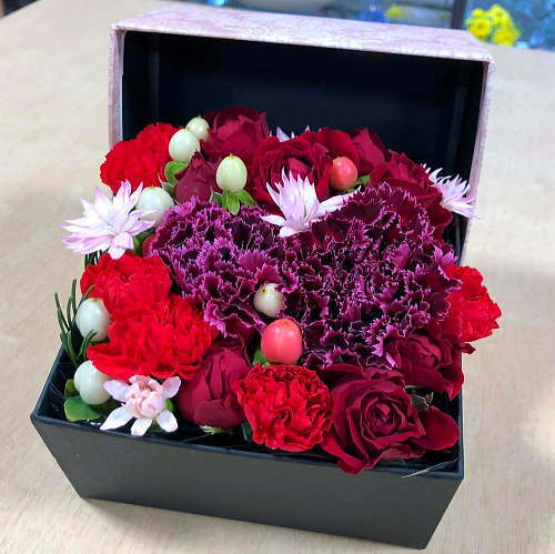 中野区鷺宮 和光園 花屋 ギフト 壇上花 杉並 練馬 新宿 配達可 花束デザイン制作